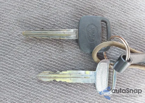 2002 Toyota Tacoma Base V6 из США, поврежденный, VIN 5TEWN72N32Z099946